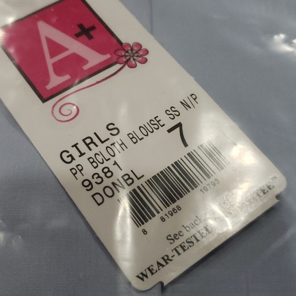 Girl school uniform - Picture 3 of 5